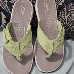 Clarks Women's Lime Sandals